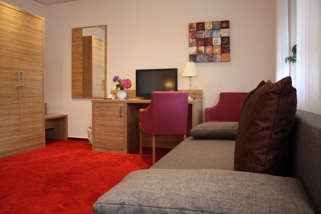 Hotel Zum Kuehlen Grunde ميندين المظهر الخارجي الصورة